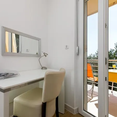 Apartmán Cozy For 3 Adults Next To The *